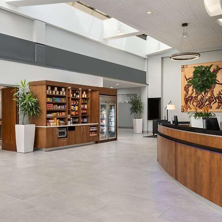 Doubletree By Hilton Fort Myers At Bell Tower Shops Exterior foto